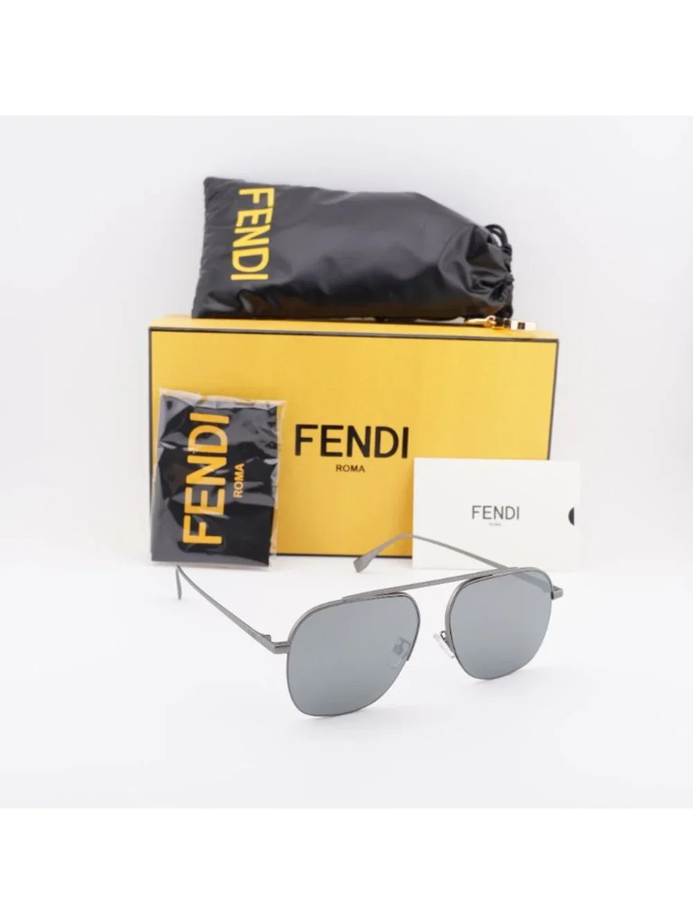 Fendi FE40005U 15C Aviator Sunglasses - Ruthenium / Smoke Mirror